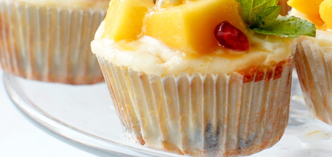 Mini Cheesecakes with Mango