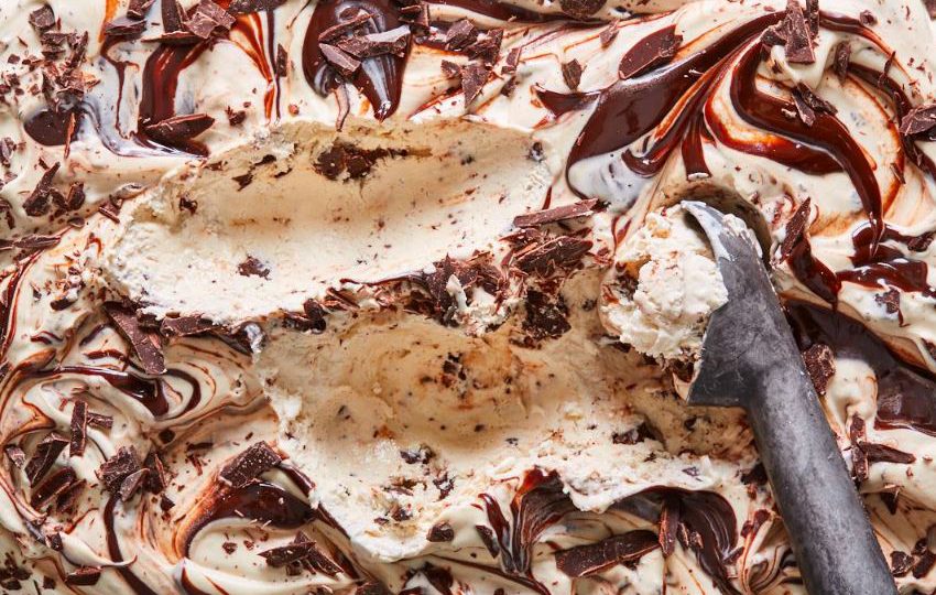Mudslide No-Churn Ice Cream