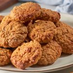 Oat Cookies with Mango