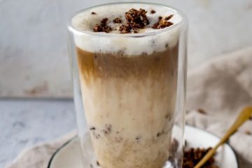 Oat Latte with Granola