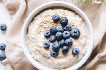 Oatmeal Pudding with Fruit