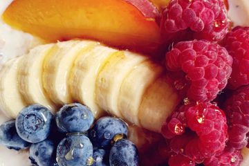 Overnight oats with fruit and yogurt