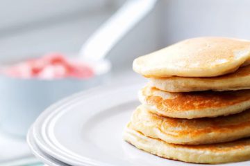Pancakes with Rhubarb Cream