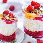 Peanut Butter and Raspberry Overnight Oats