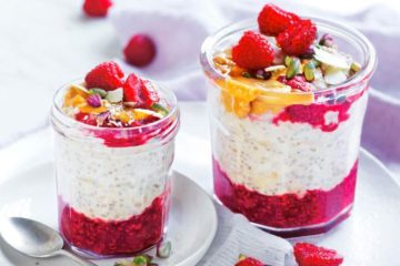 Peanut Butter and Raspberry Overnight Oats