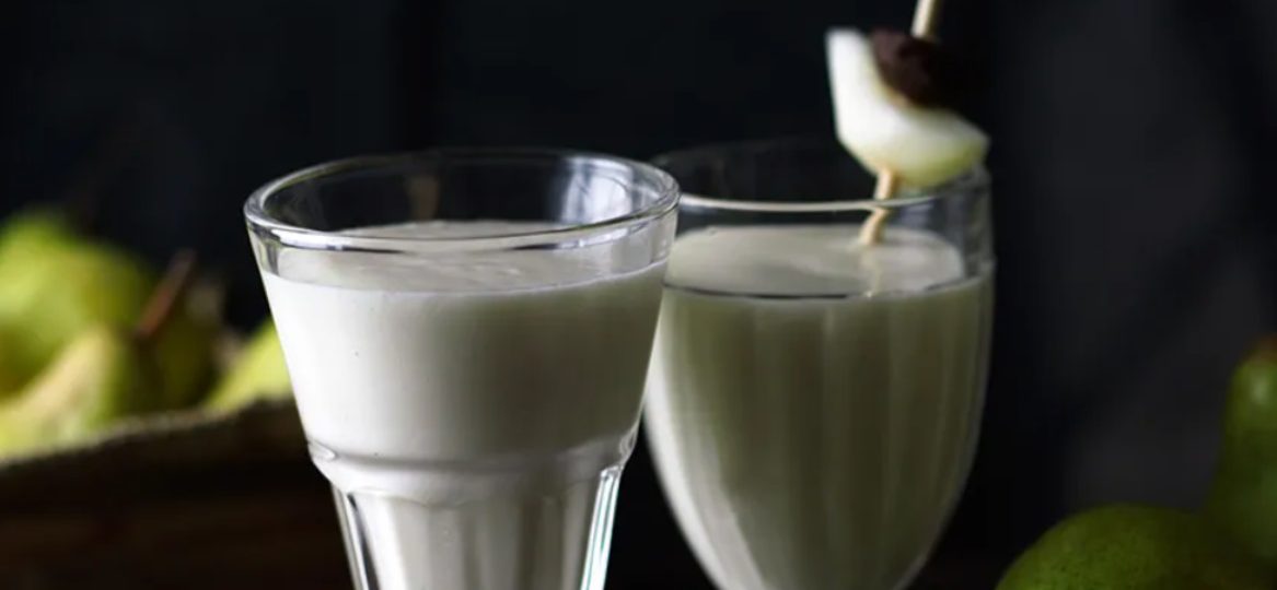 Pear and Marzipan Shake