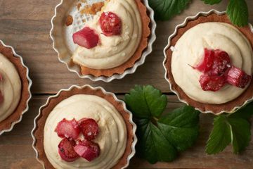 Shortcrust Tartlets with Roasted Rhubarb Compote