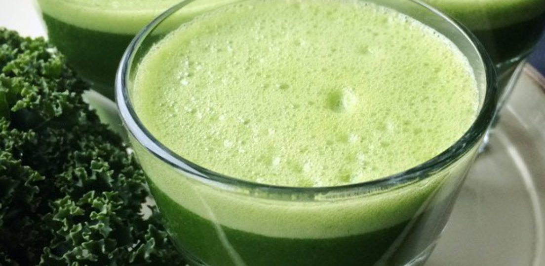 Smoothie with Kale and Pineapple