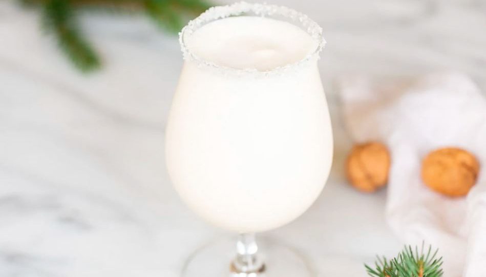 Snowball Cocktail