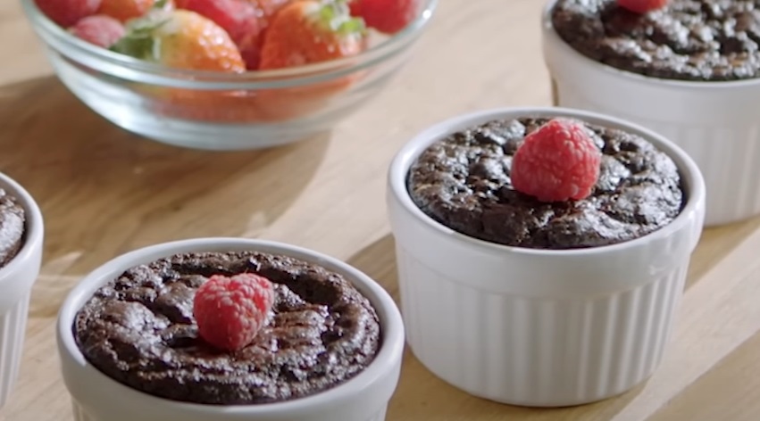 Vegan Baked Oatmeal with Pecans