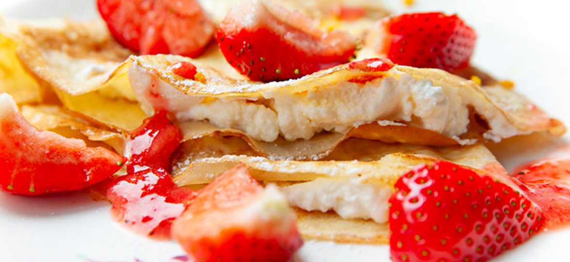 Ricotta and strawberry pancakes